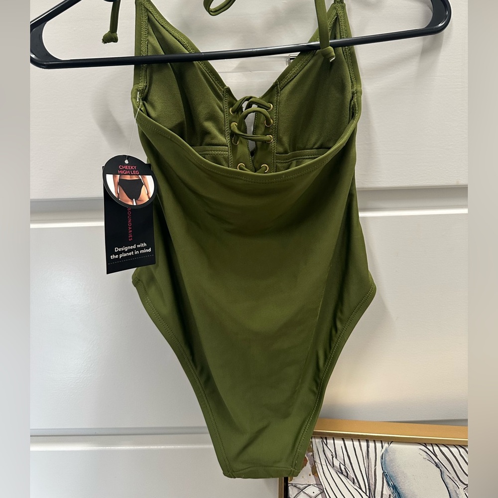 No Boundaries Juniors’ Lace-Up One Piece Swimsuit NEW W/ TAGS - Picture 6 of 8